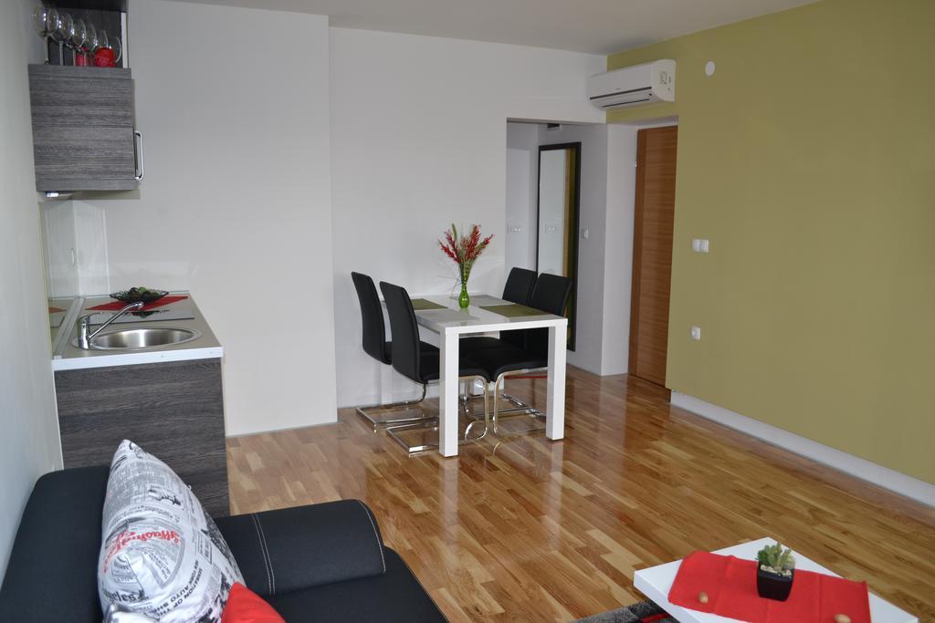 Apartments Zadar 4 You Екстериор снимка